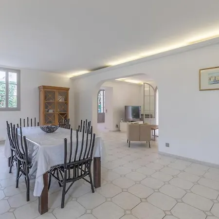 Reyosam, 6 Chambres, Piscine & Hammam سا لُرون دو فار