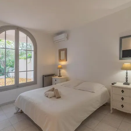 Apartment Reyosam, 6 Chambres, Piscine & Hammam